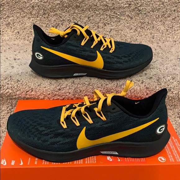 nike air zoom pegasus 36 packers